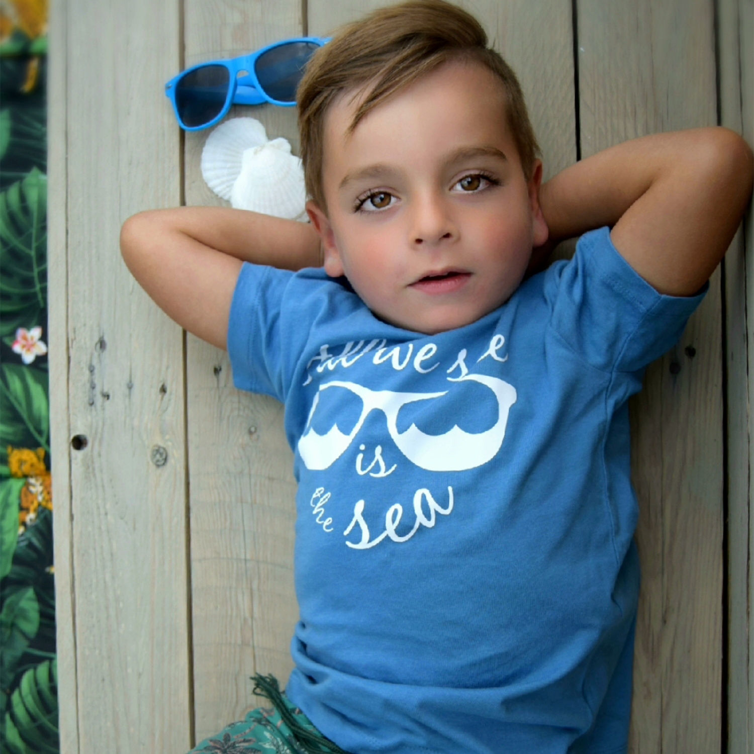 'All we see is the sea' kids shortsleeve shirt