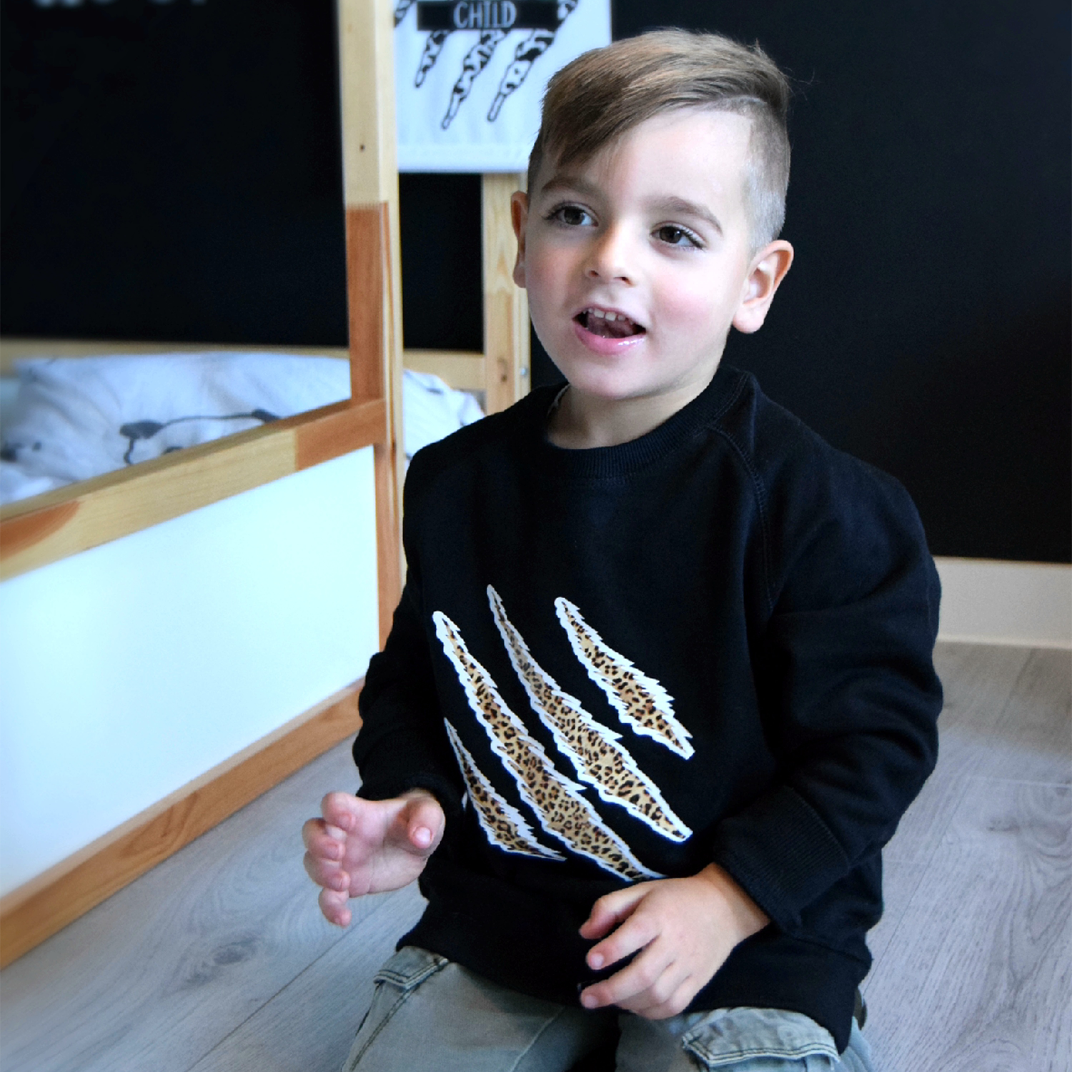 Leopard claws kids sweater