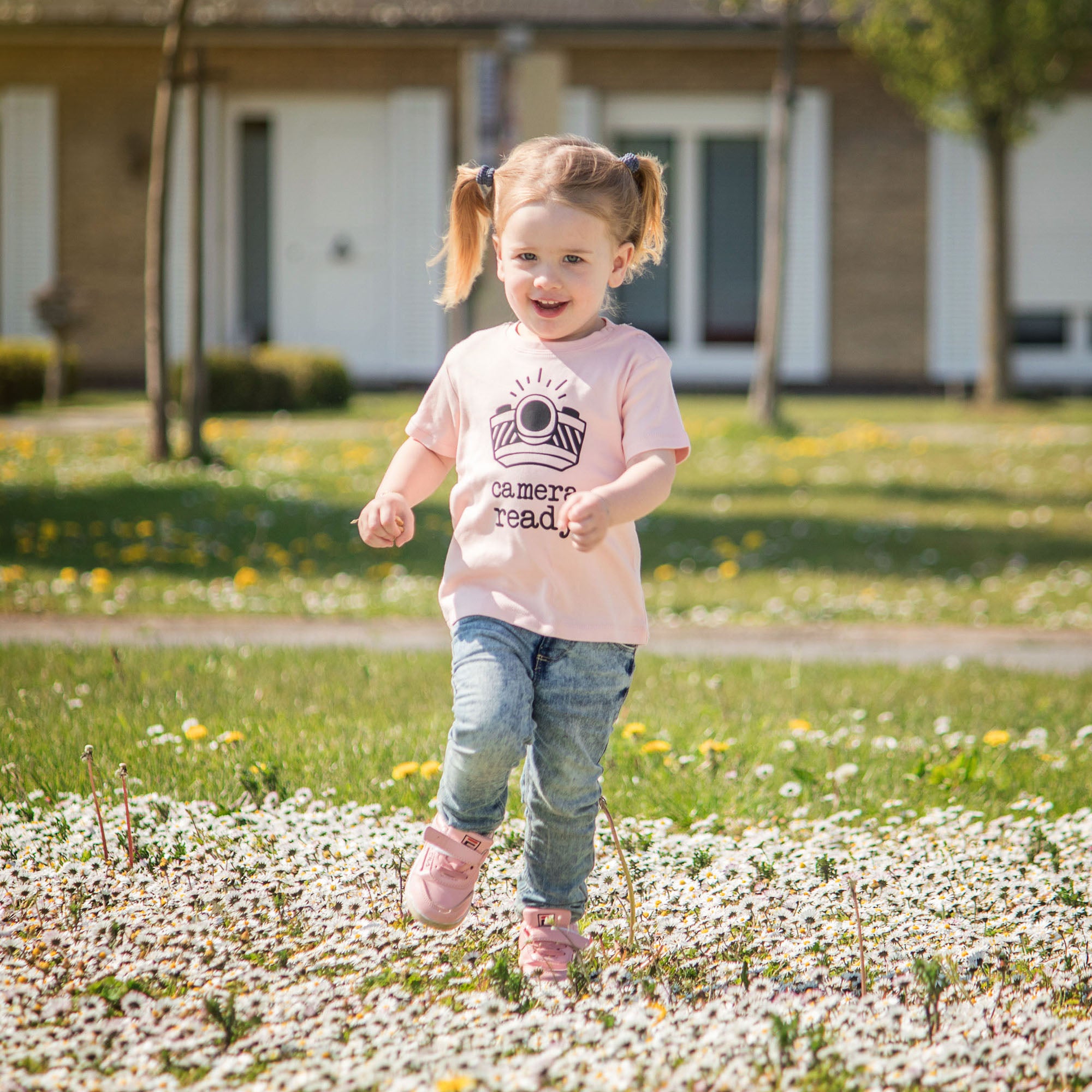 'Camera ready' baby shortsleeve shirt