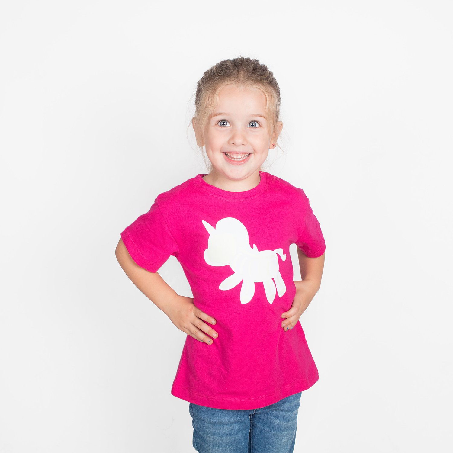 Unicorn glow in the dark kids shortsleeve shirt