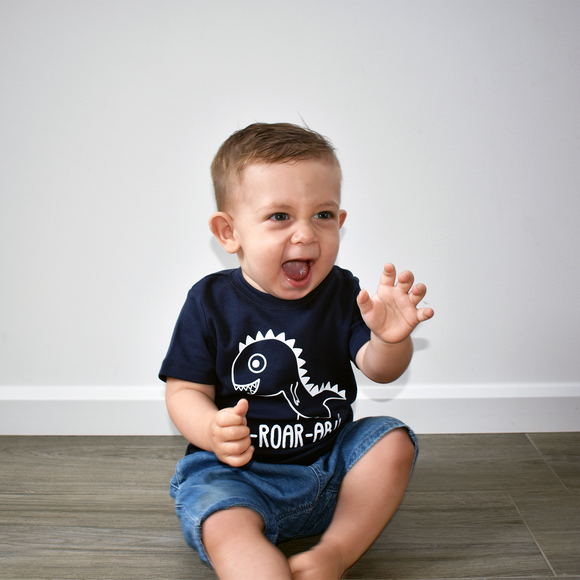 'A-roar-able' baby shortsleeve shirt