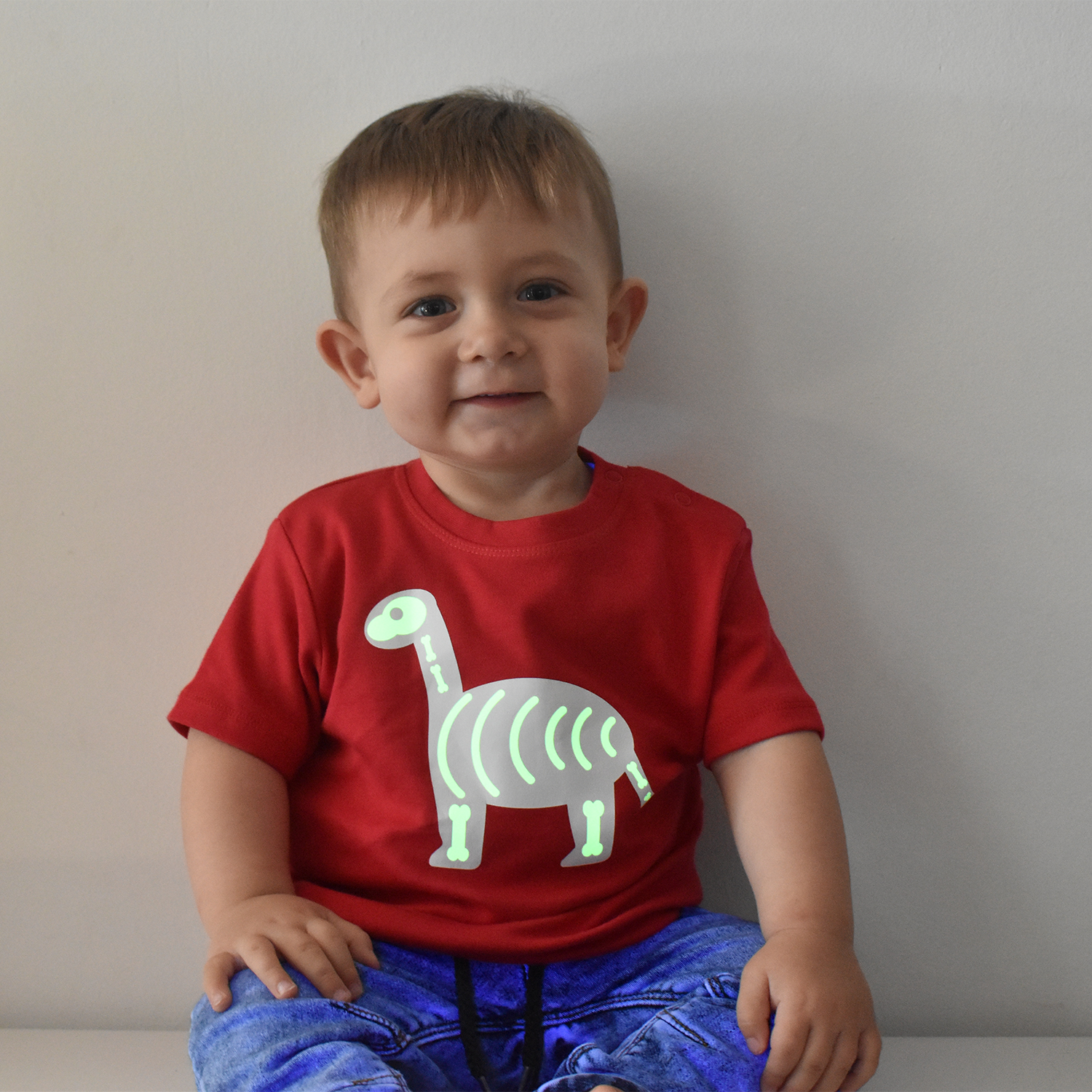 Dino glow in the dark baby shortsleeve shirt