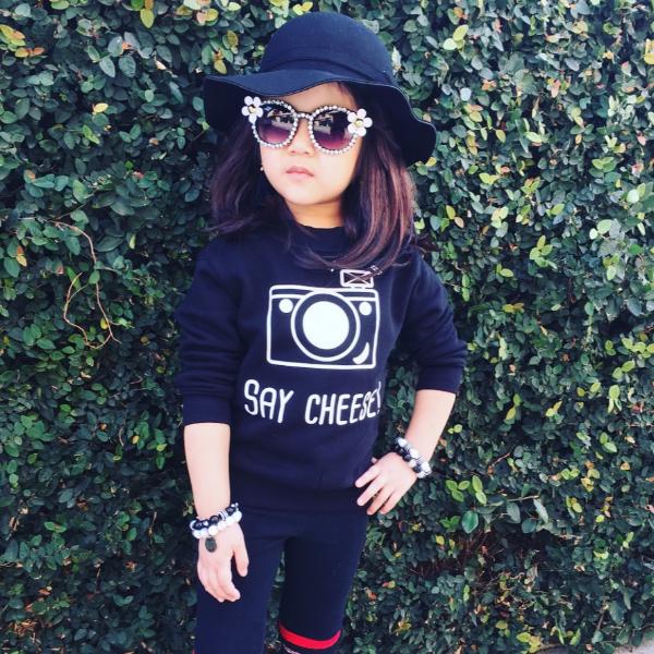 'Say cheese' kids sweater