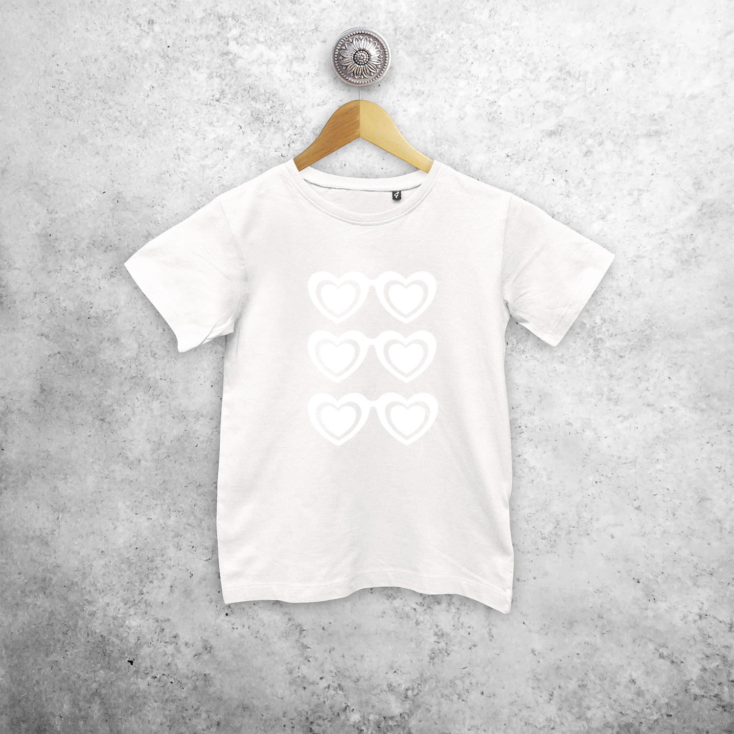 Sunglasses and hearts magic kids shortsleeve shirt