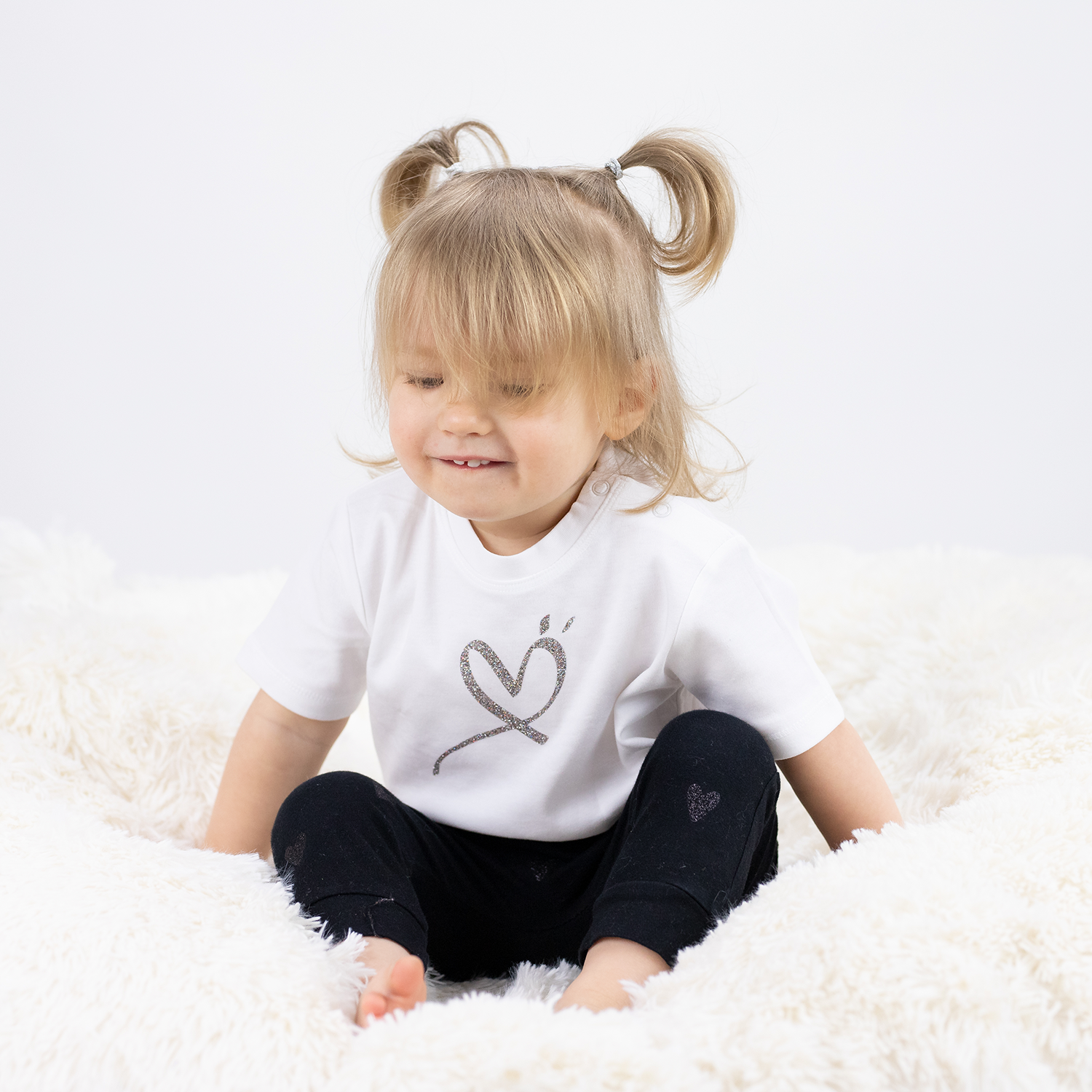 Glitter heart baby shortsleeve shirt