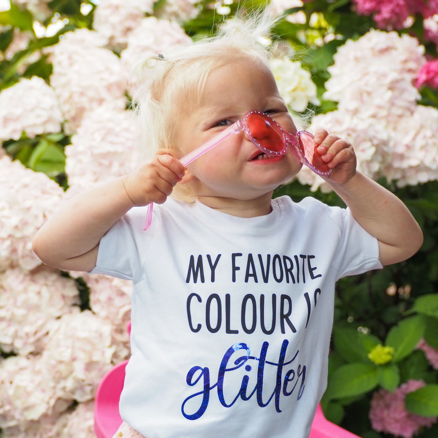 'My favorite colour is glitter' baby shortsleeve shirt