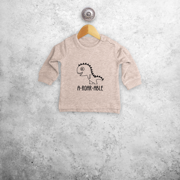 'A-roar-able' baby sweater