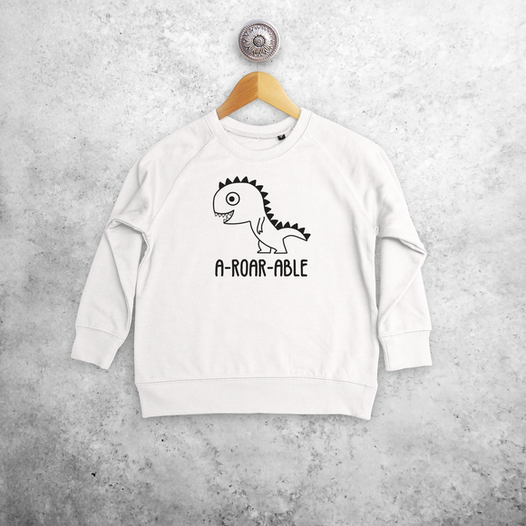 'A-roar-able' kids sweater