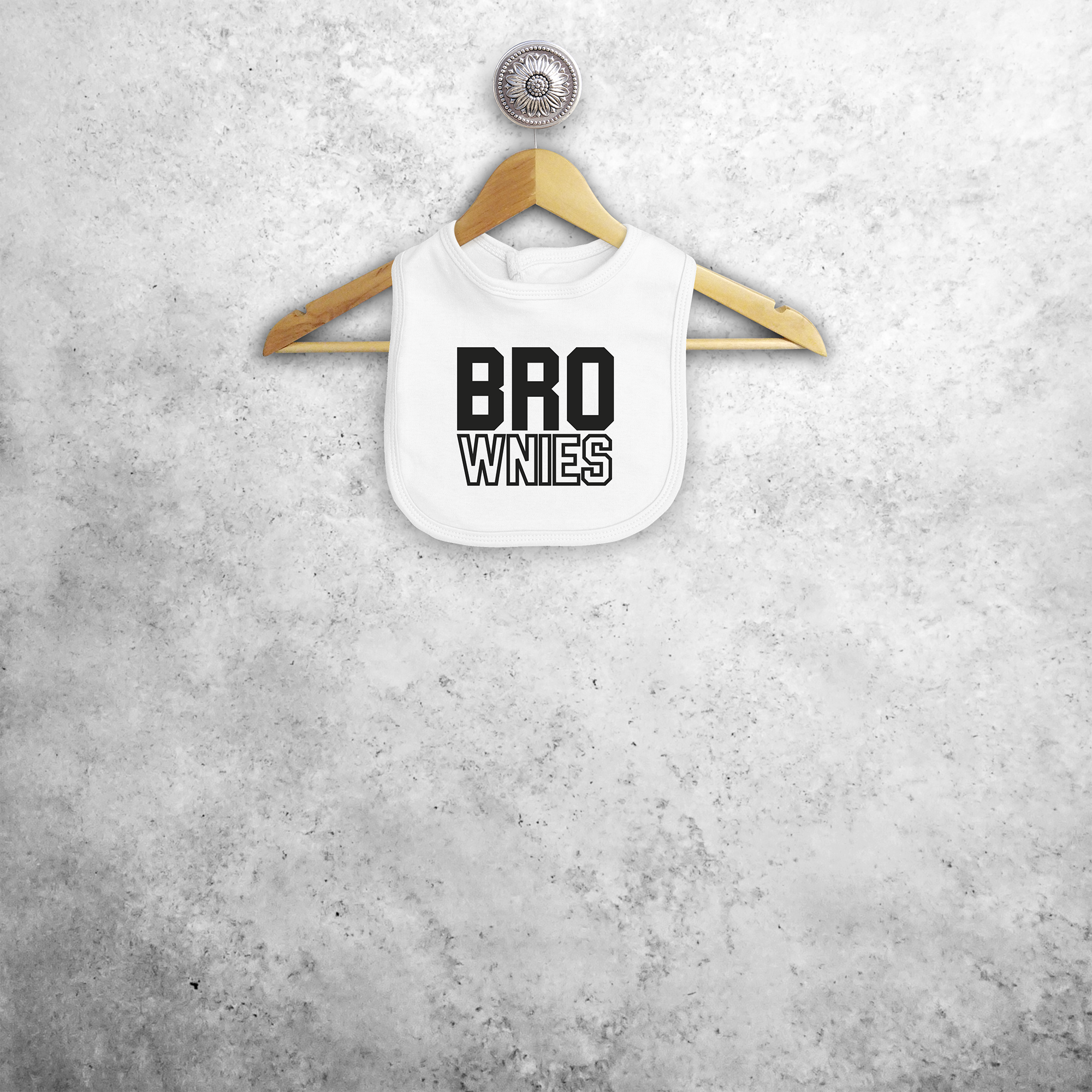 'Bro-wnies' baby bib