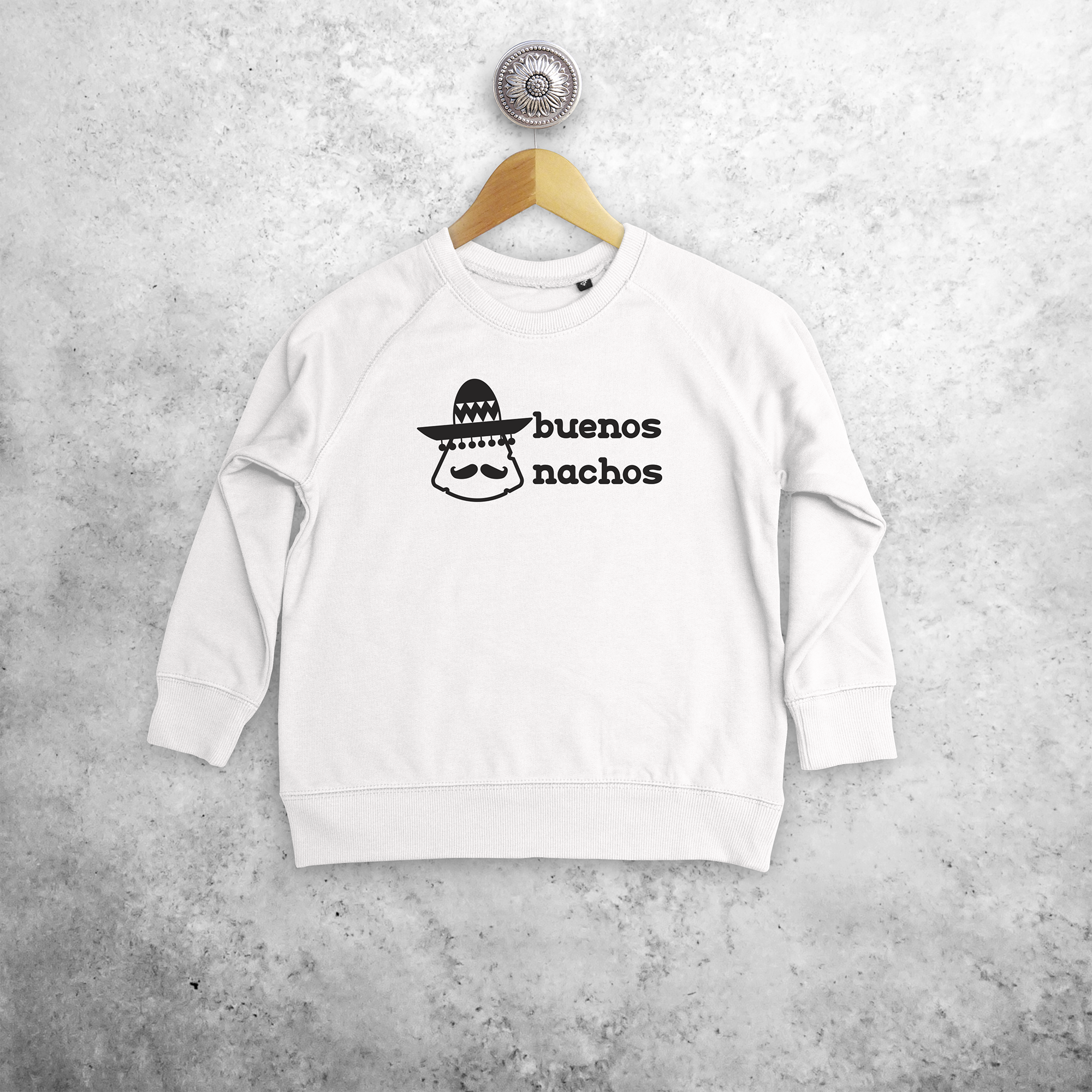 'Buenos nachos' kids sweater