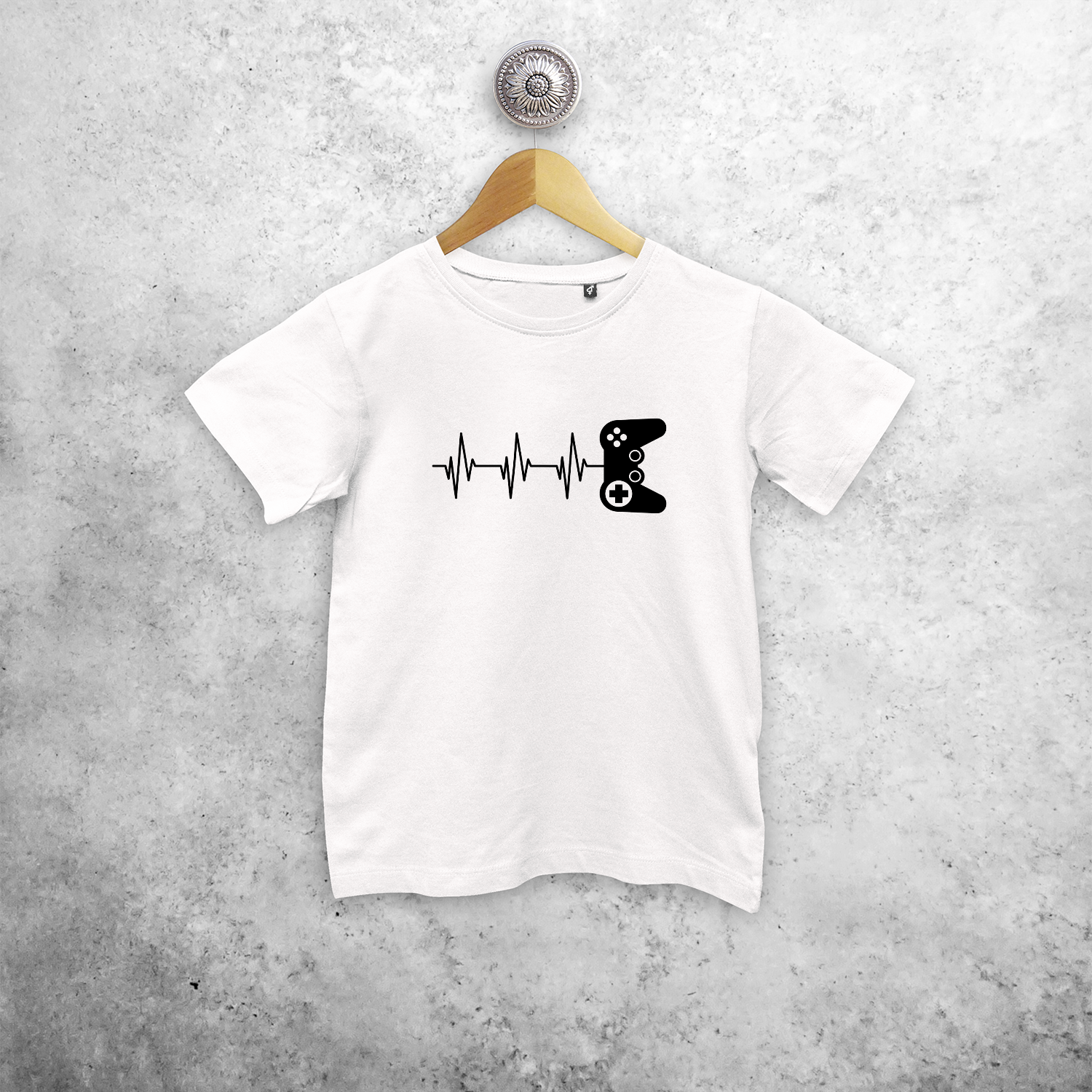 Controller and heart beat kids shortsleeve shirt