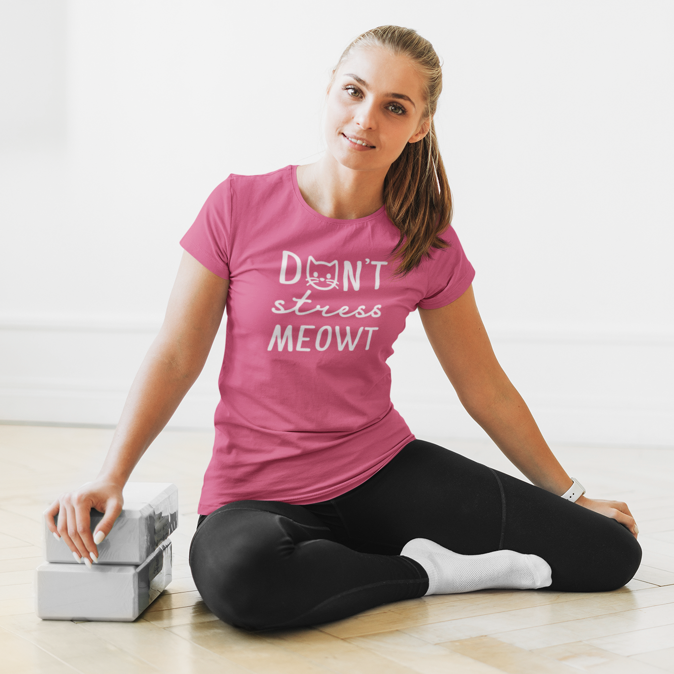 'Don't stress meowt’ adult shirt