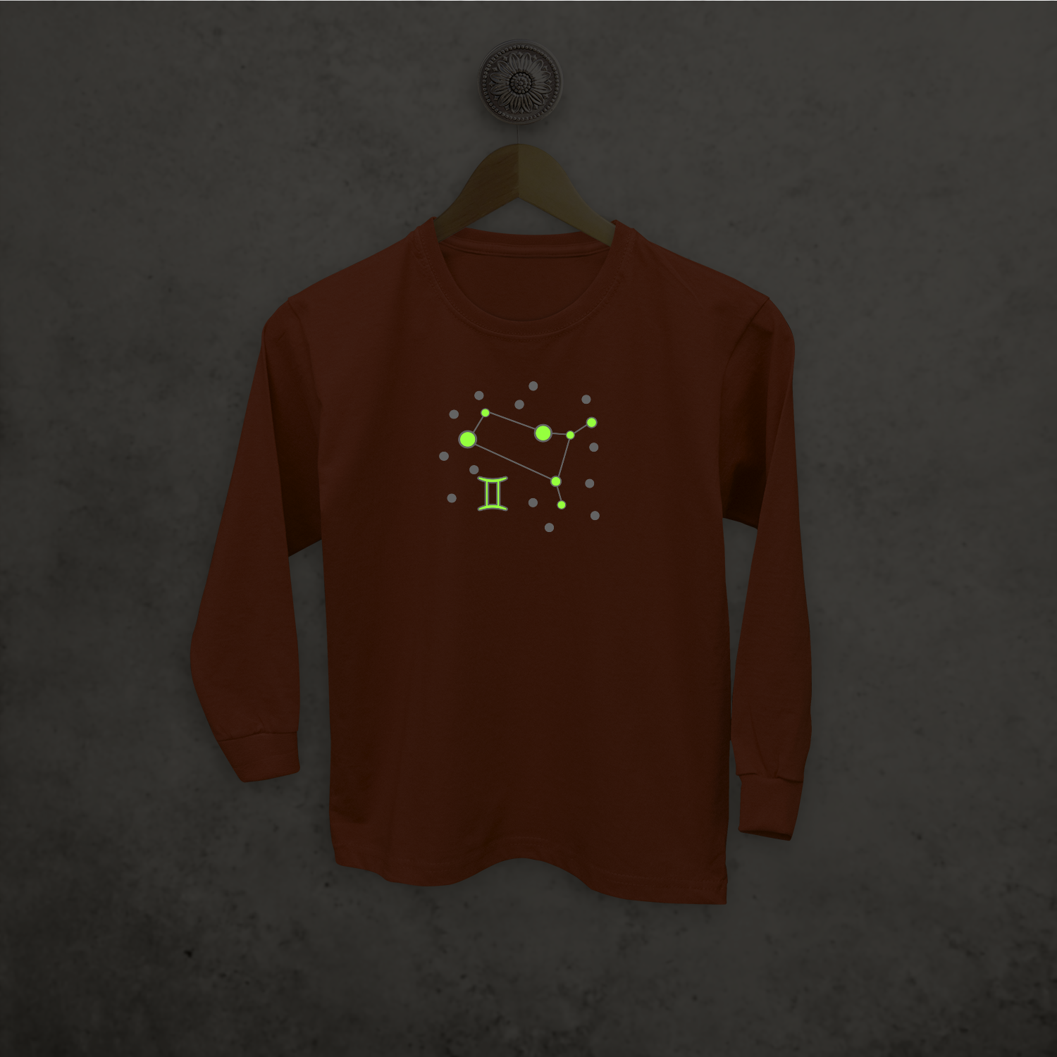 Star sign glow in the dark kids longsleeve shirt