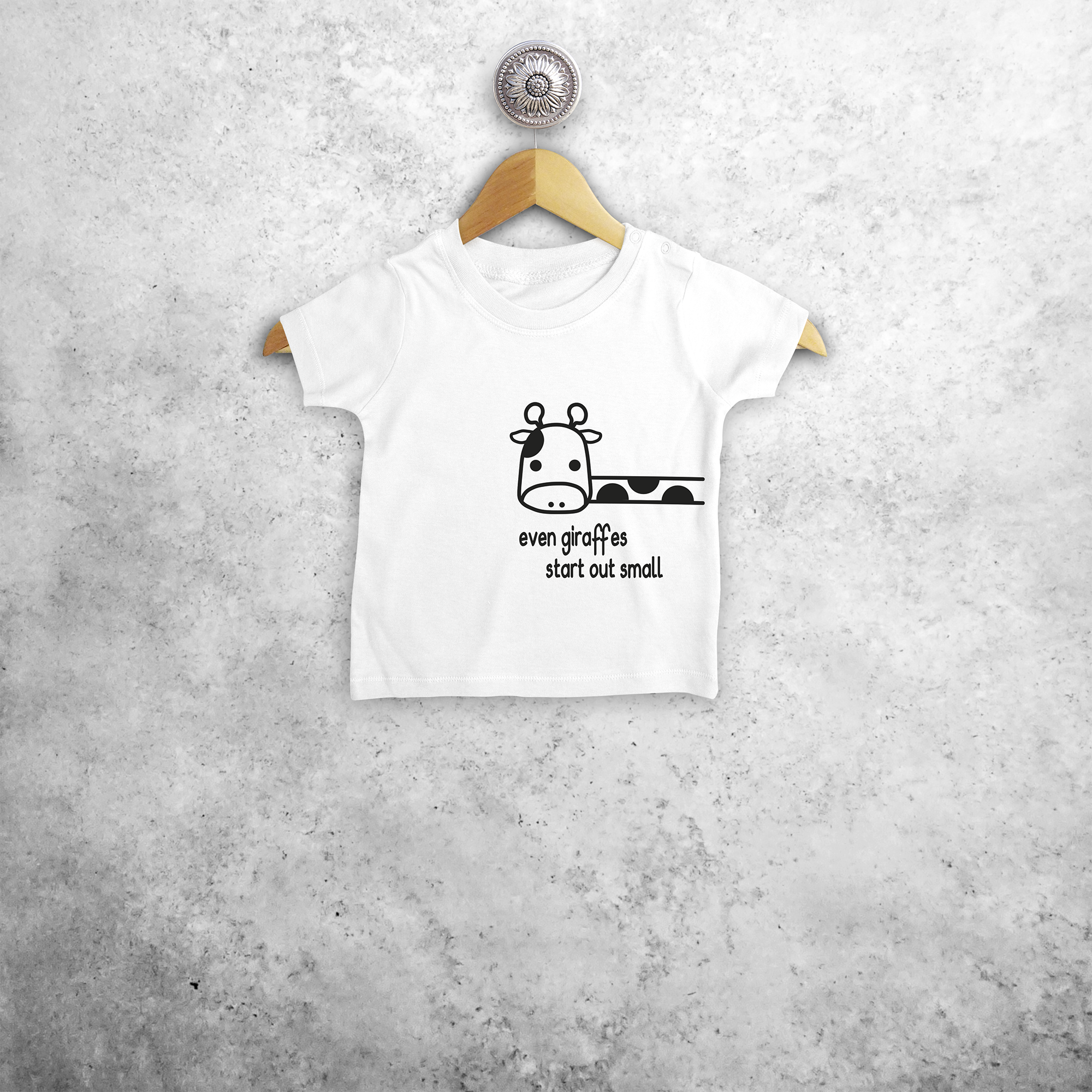 Giraffe baby shortsleeve shirt