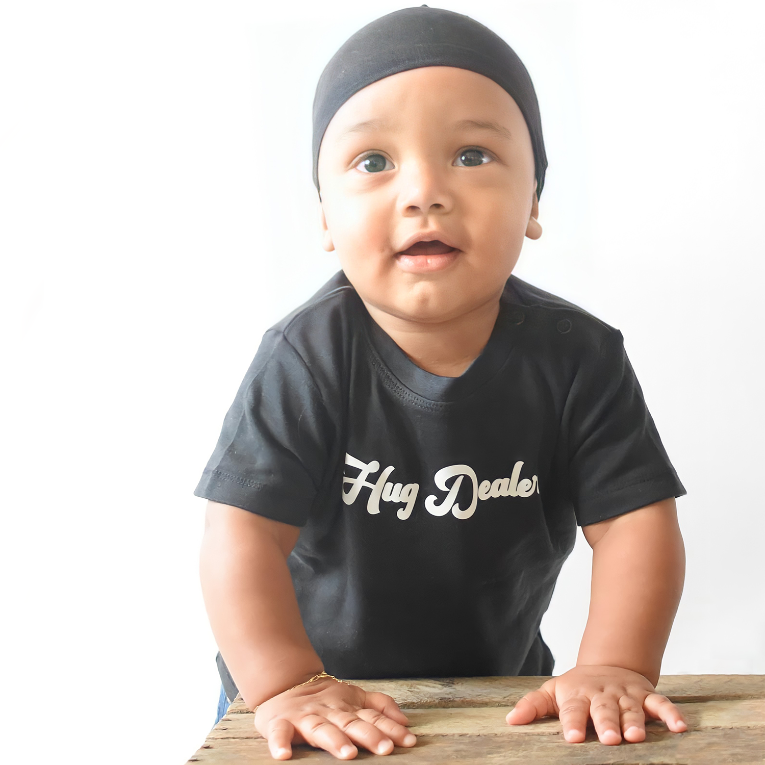 'Hug dealer' baby shortsleeve shirt