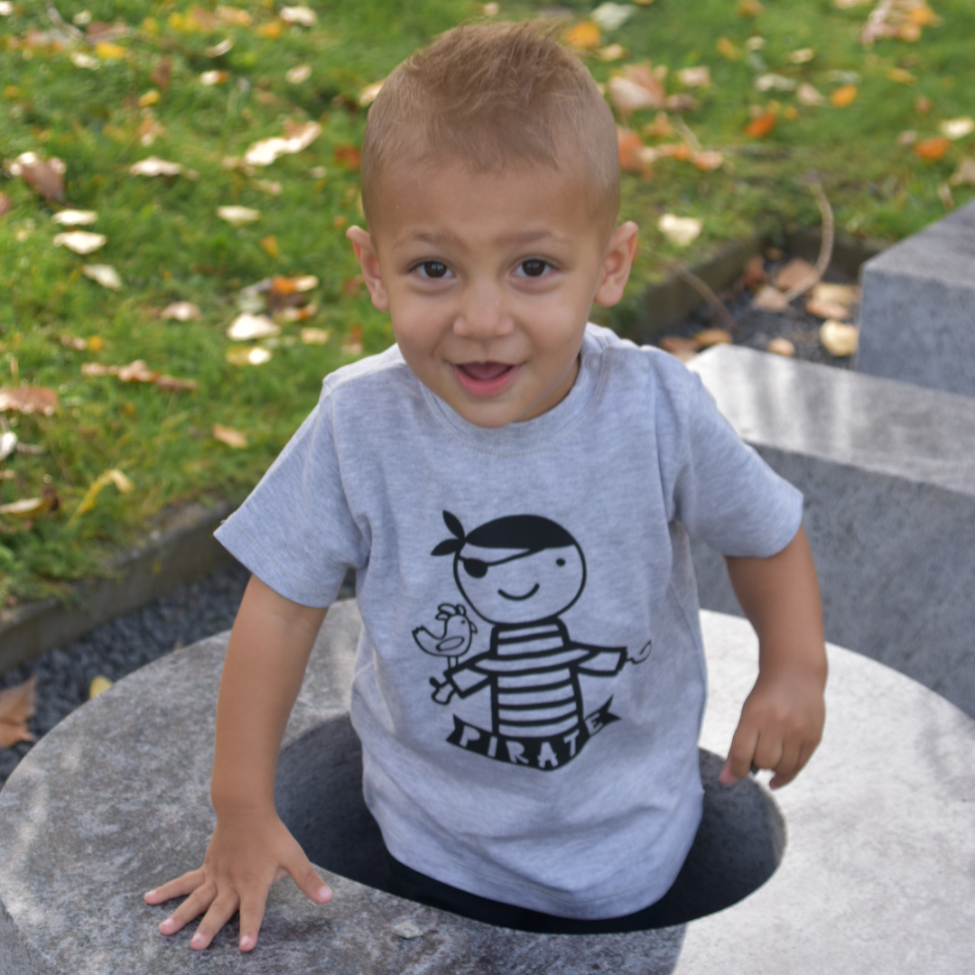 Pirate baby shortsleeve shirt