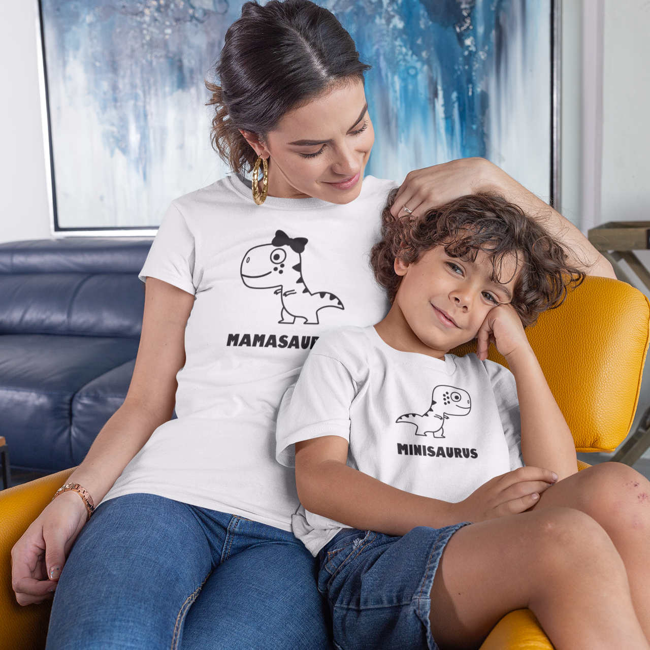 'Mamasaurus' adult shirt