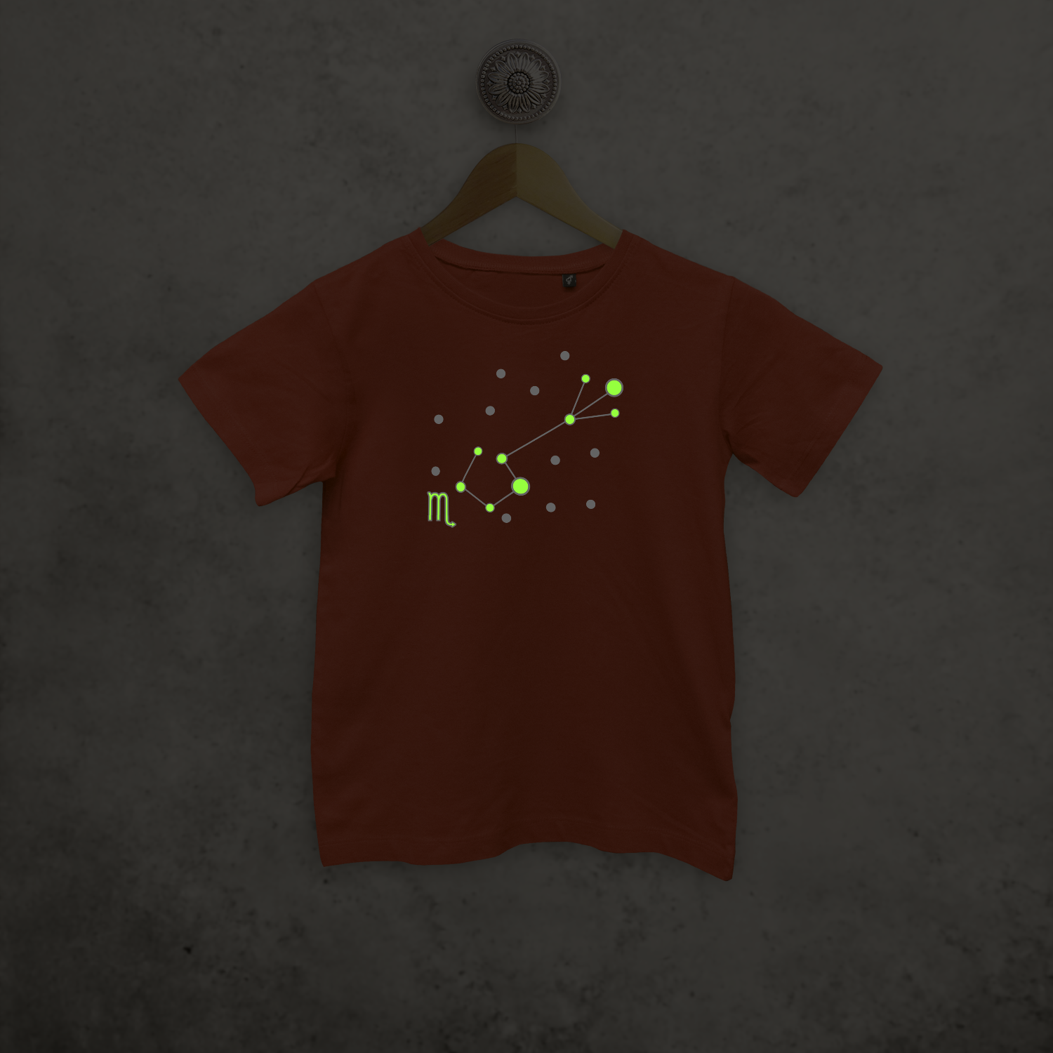 Star sign glow in the dark kids shortsleeve shirt