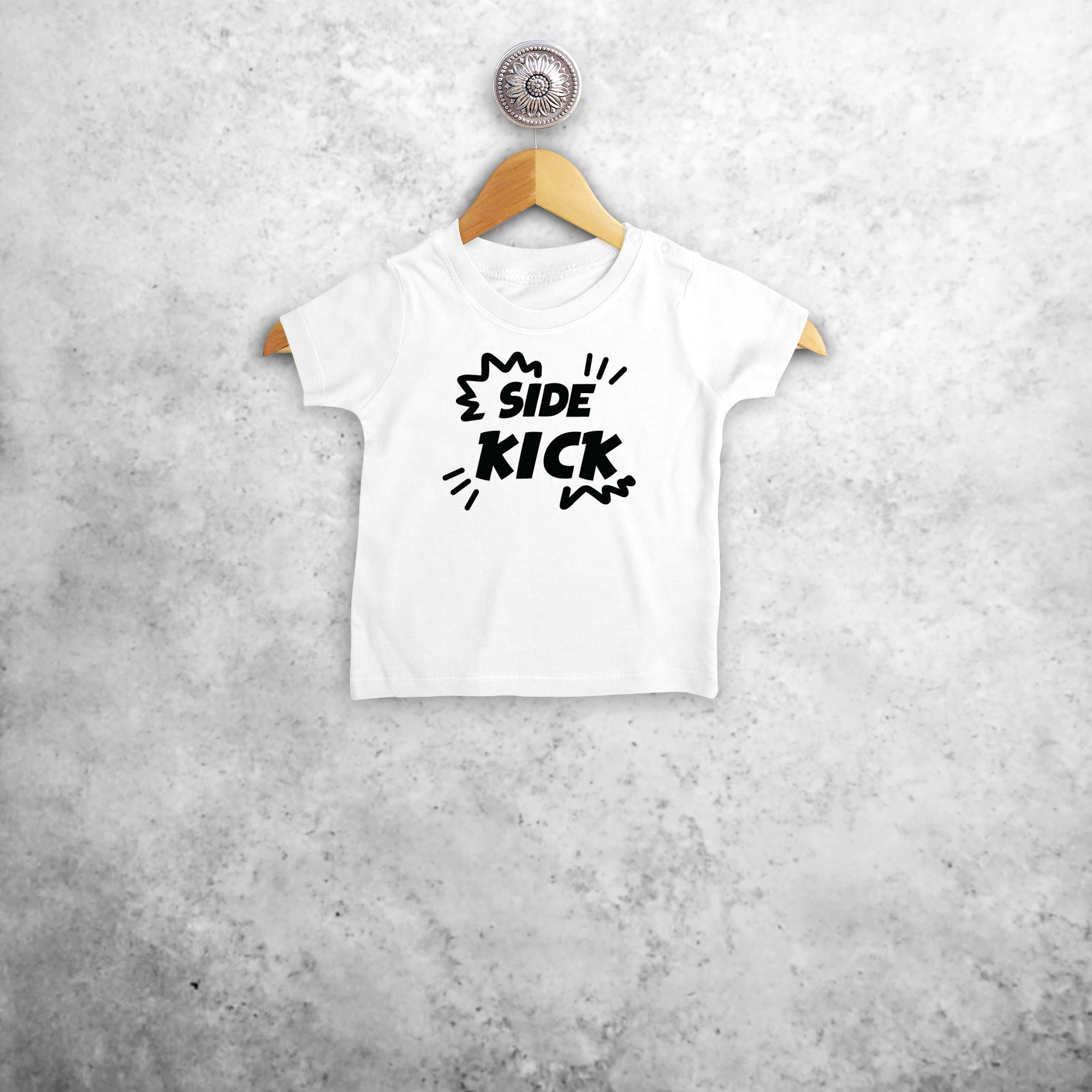 'Side kick' baby shortsleeve shirt