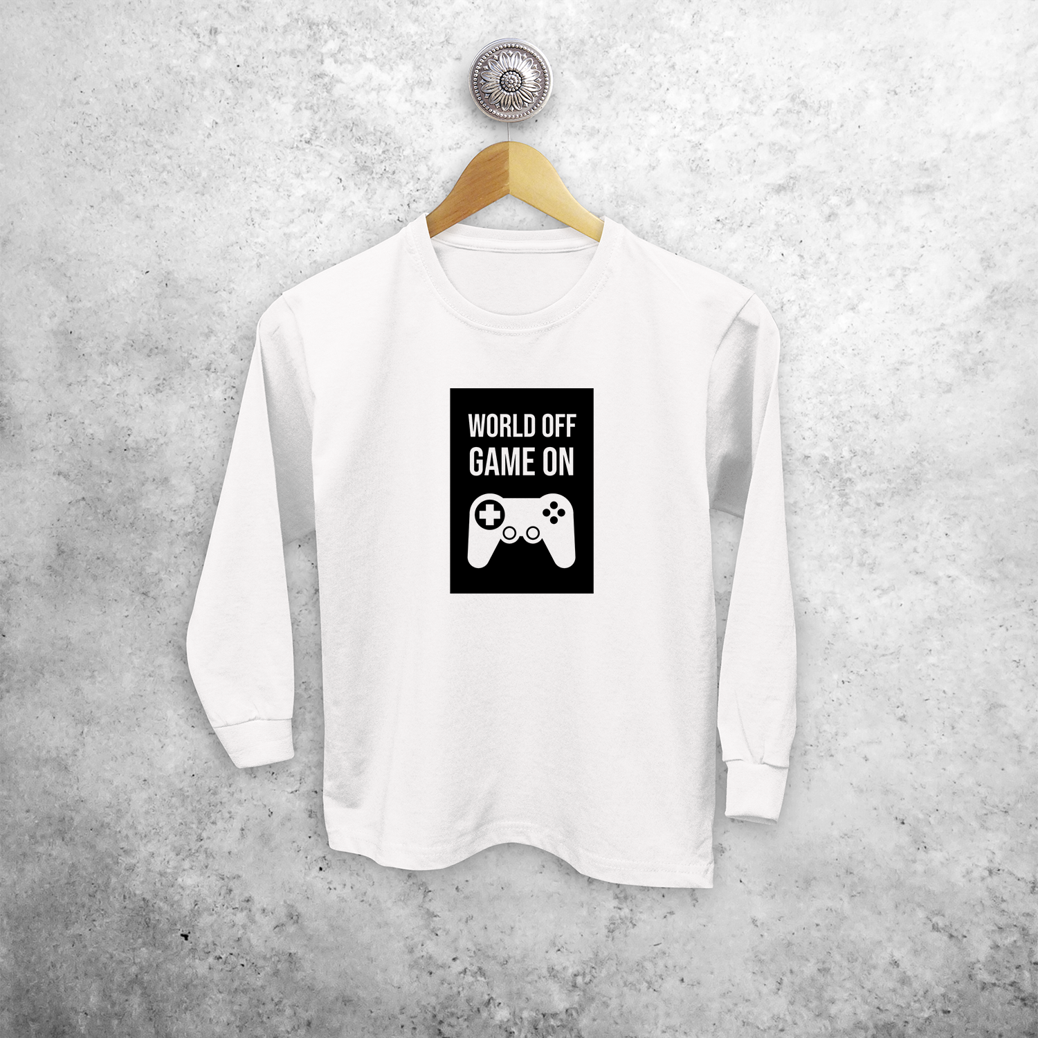 ‘World off – Game on’ kids longsleeve shirt